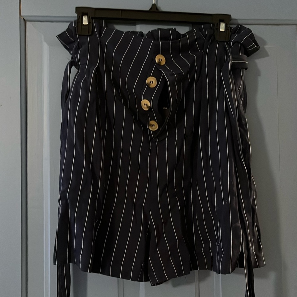 Dress shorts striped